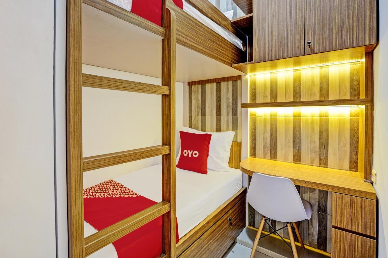 סוראבאיה Oyo 92435 Sunlo Cozy Home Family Homestay Syariah מראה חיצוני תמונה